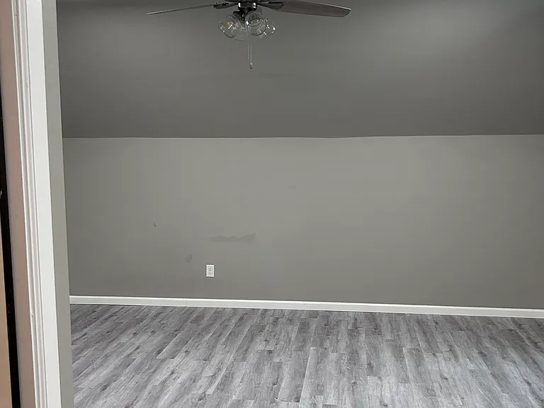 14640 Rochefort Ln — Photo 47