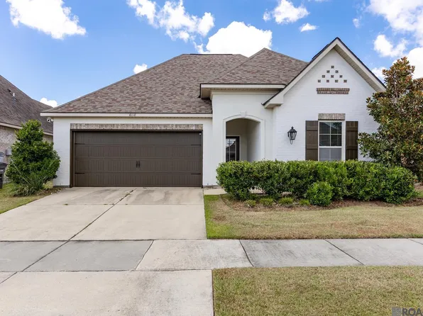 6118 Lake Bend Dr, Baton Rouge, LA 70820