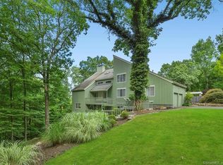 49 Katrina Cir, Bethel, CT 06801