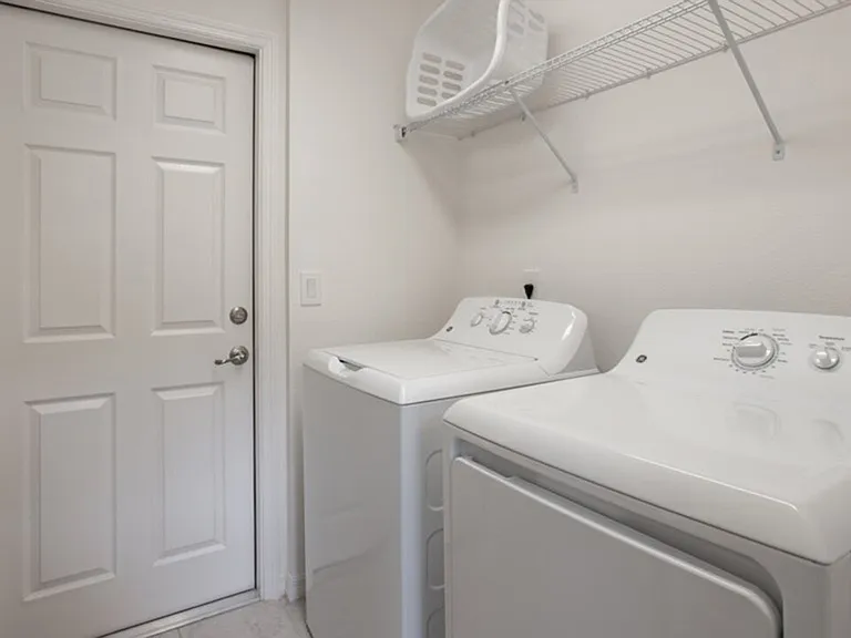 2118 Crofton Ave — Photo 23