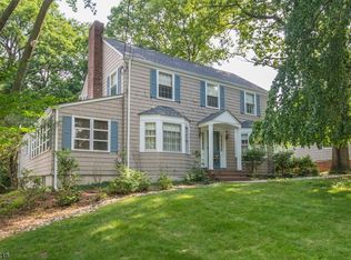 62 Lakewood Ave, Cedar Grove, NJ 07009