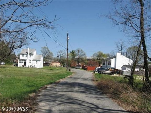 5th image of Tilghman Ln