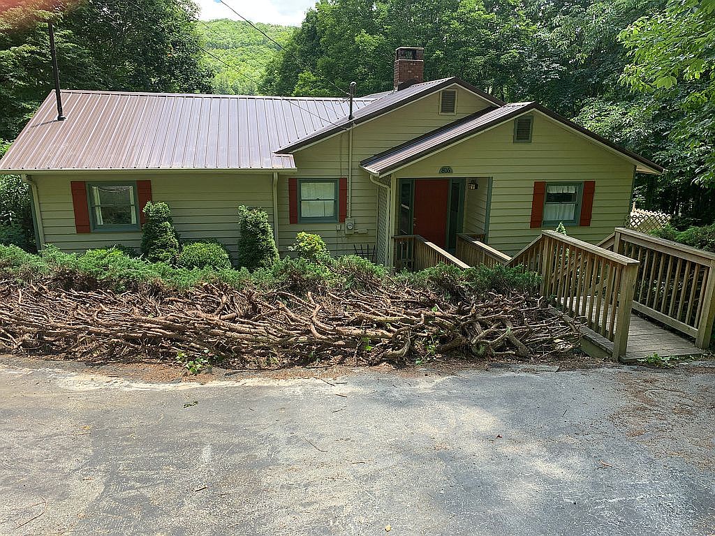 816 Hemlock Drive, Newland, NC 28657 Zillow