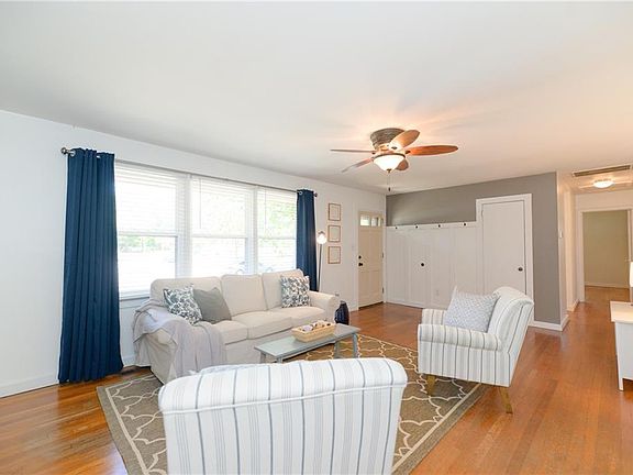 3rd image of 4107 Hazelwood Rd