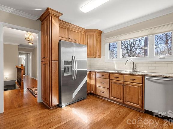 5th image of 6306 Wheeler Dr