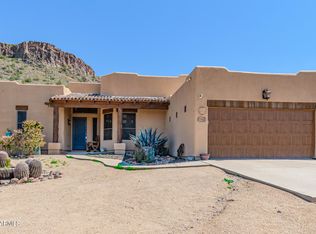 42109 N New River Rd, Phoenix, AZ 85086
