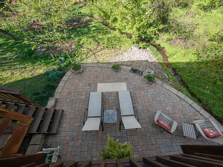 903 Maplewood Dr — Photo 57