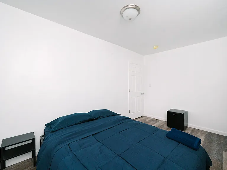 3204 Niagara St — Photo 22