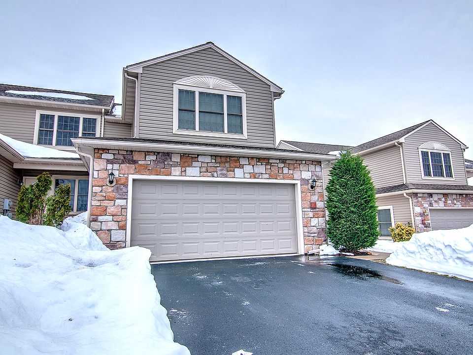 Large 2 car garage