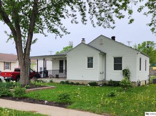 7616 N 29th St, Omaha, NE 68112