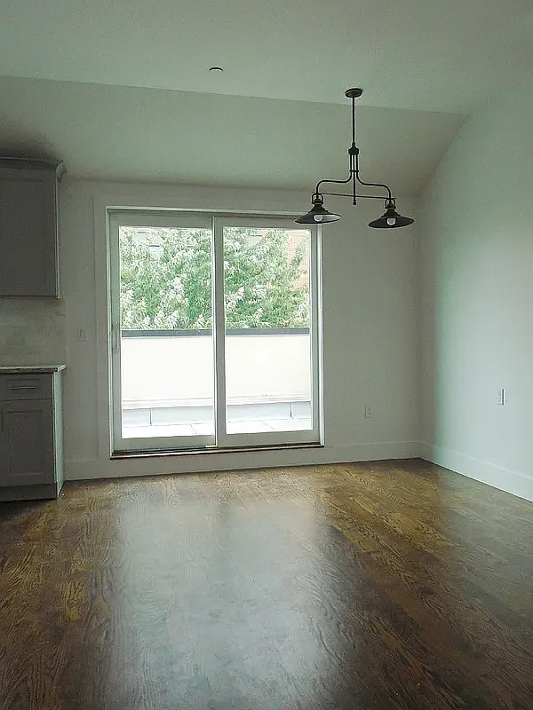 47-27 38th Street — Photo 3
