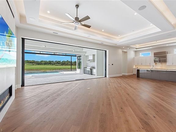 3rd image of 9905 Montiano DR