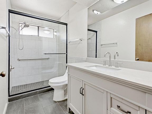 5th image of 5560 Sequoia Cir