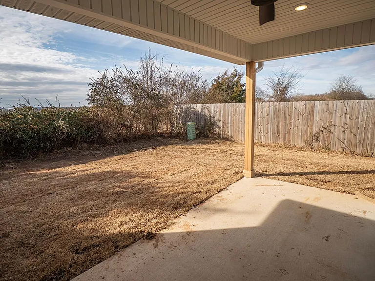 19 W Chikasaw Rd — Photo 15