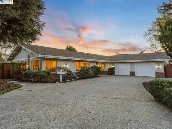 699 Mission Creek Ct, Fremont, CA 94539