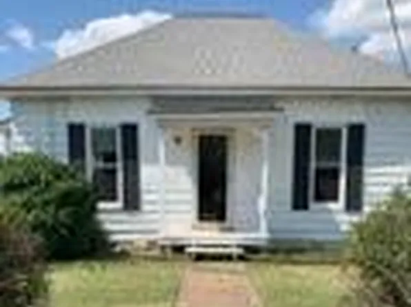 306 3rd St NE, Piedmont, OK 73078
