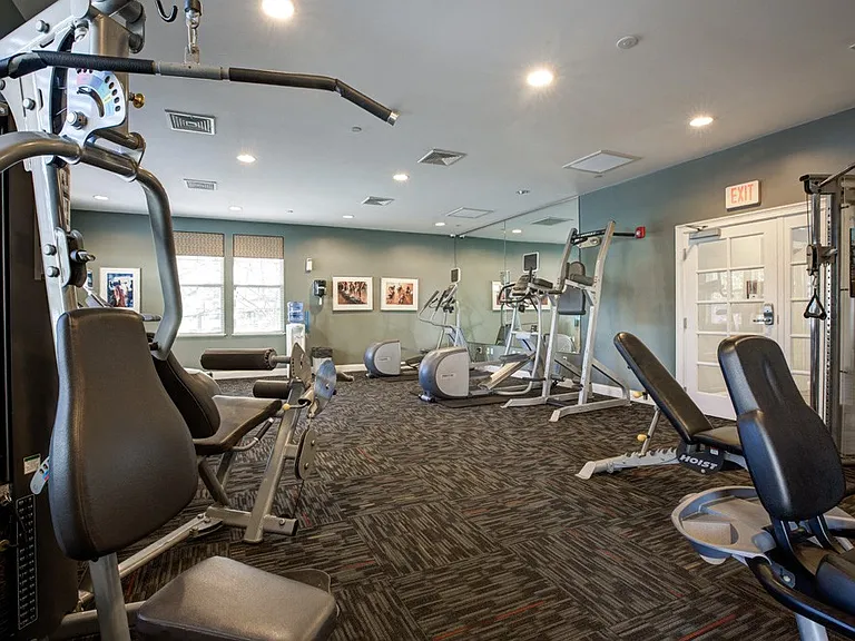 Lynnfield Commons — Photo 11