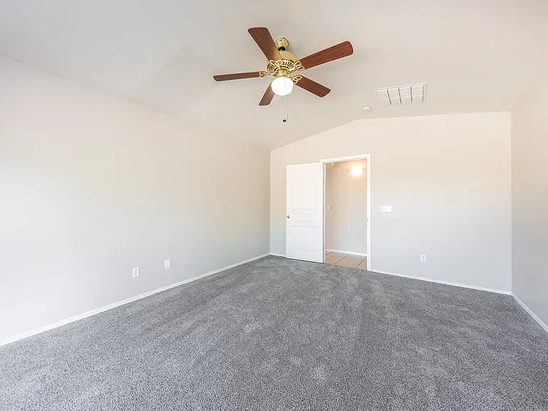 3312 S 95th Dr — Photo 11