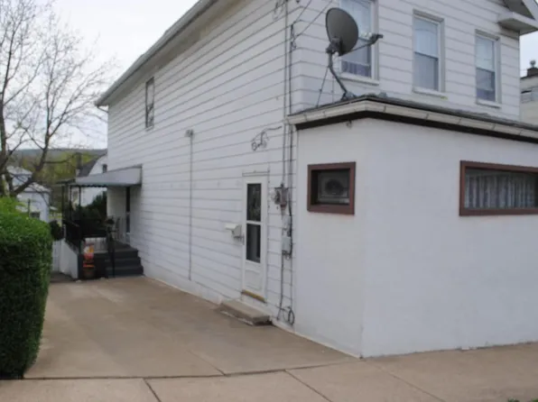 92 Hillside St, Wilkes Barre, PA 18702