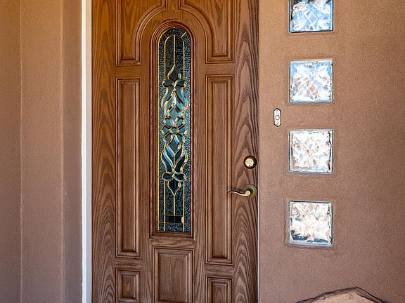 4th image of 6422 Red Rock Ct