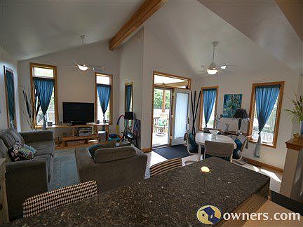4th image of 9209 S Avers Ave