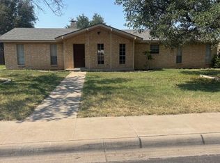 2802 Haynes Dr, Midland, TX 79705