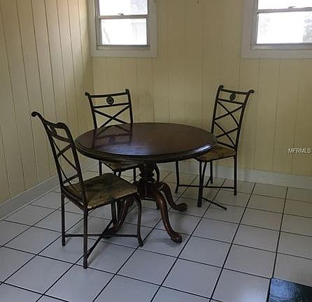 3rd image of 2807 Beach Blvd S