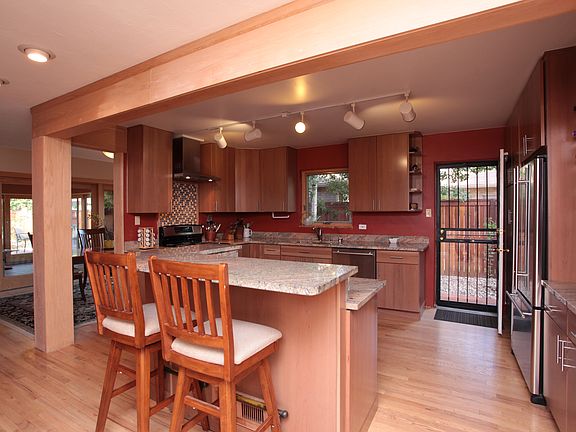 High End Kitchen
