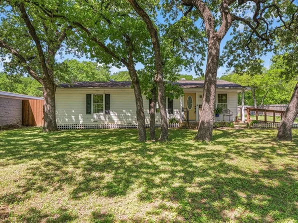 2016 Jenson Rd, Fort Worth, TX 76112