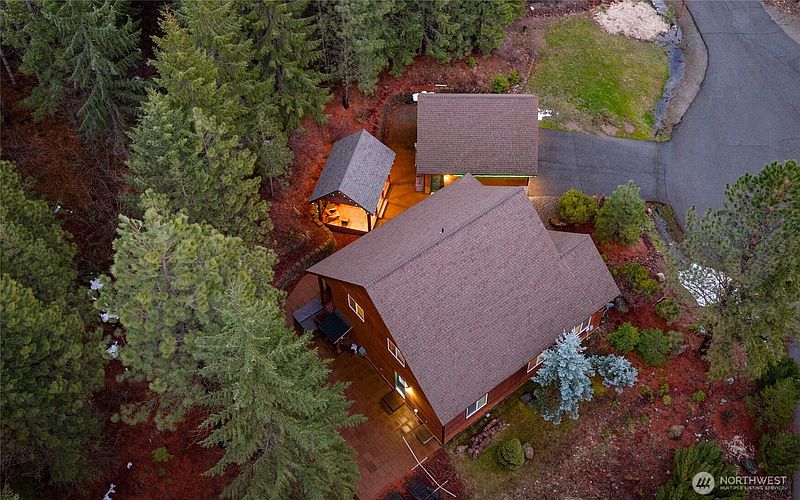 2nd image of 261 Tiger Lily Lane