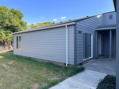 6055 Looney Ln SW Photo 1