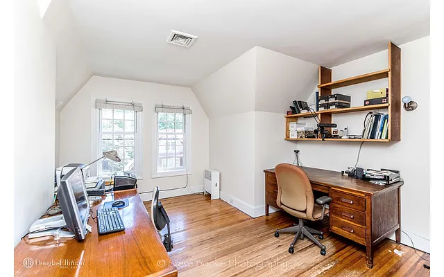 Sold by Douglas Elliman | media 14