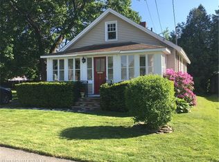 19 Kineo St, Bangor, ME 04401
