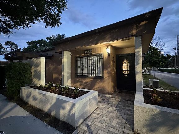 2nd image of 2304 Inagua Way Unit 2304