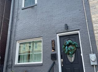 300 1/2 45th St, Pittsburgh, PA