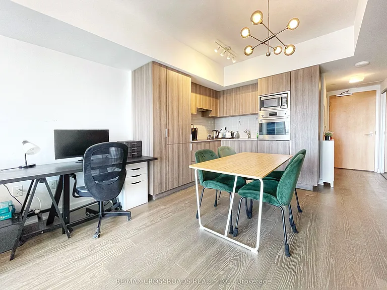 11 Wellesley St W #4403 — Photo 9