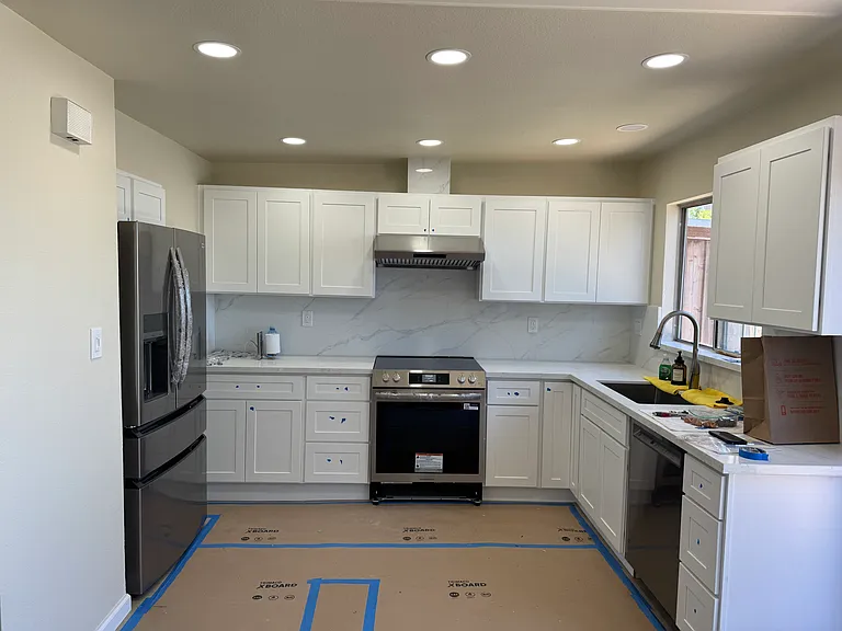 3335 Los Prados St #4 — Photo 7