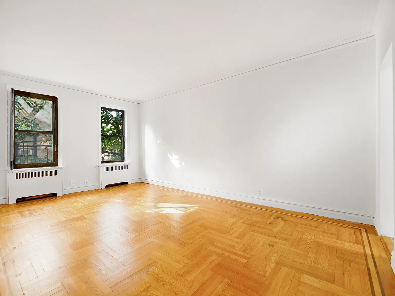 92 East 208th Street — Photo 3