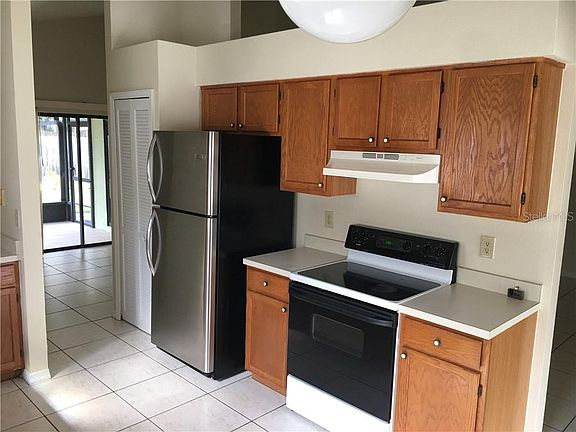 4th image of 124 River Chase Dr
