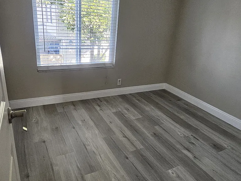 39 Meadowgrass — Photo 12