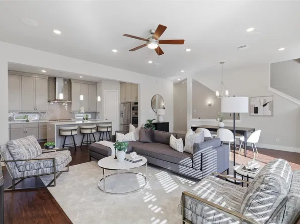 1444 W 34th 1/2 St, Houston, TX 77018