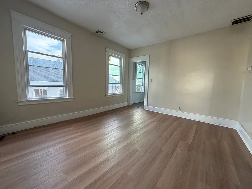 31-3 Vermont St #3C