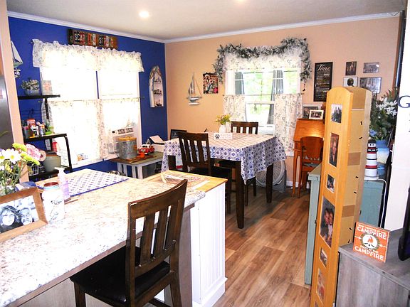 4th image of 1362 S Cypress Ln