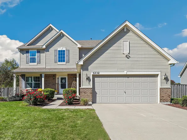 1232 Wildflower Cir, Shorewood, IL 60404