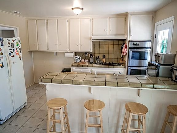 5th image of 13651 Mindora Ave