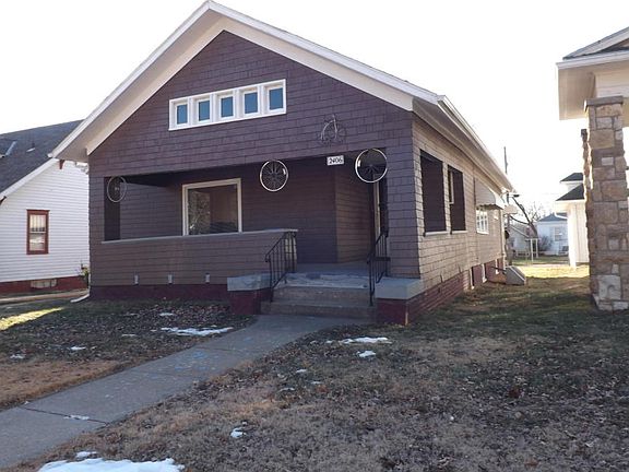 4th image of 2406 Felix St