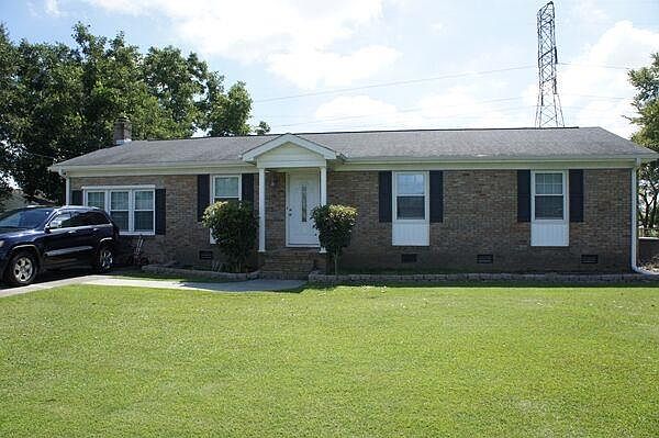 1st image of 2006 Hilltop Ln
