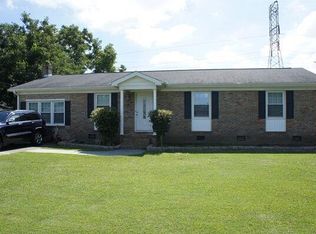 2006 Hilltop Ln, Goldsboro, NC 27530