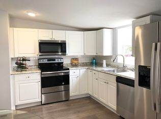 71 Ashley St, Springfield, MA 01105