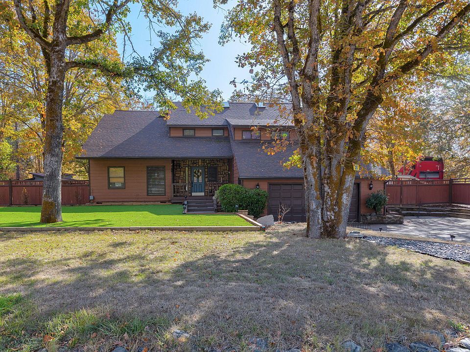 1st image of 255 Barker Dr